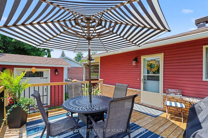 Photo 17 at 28 Majestic Drive, Nepean (Manordale), Ottawa
