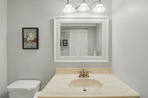 Photo 16 at 28 Majestic Drive, Nepean (Manordale), Ottawa