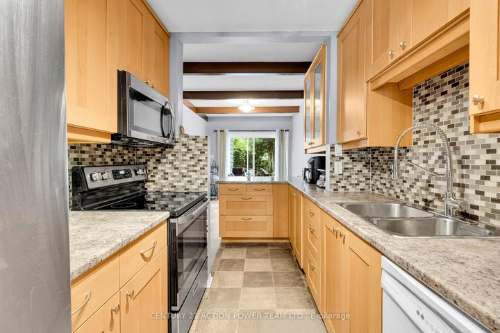 Photo 13 at 1299 Meadowlands Drive E, Nepean (City View/Skyline/Fisher Heights/Parkwood Hills), Ottawa