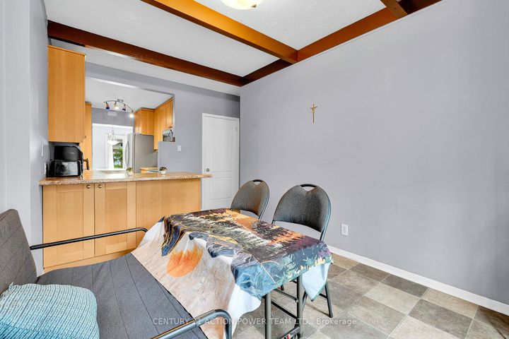 Photo 17 at 1299 Meadowlands Drive E, Nepean (City View/Skyline/Fisher Heights/Parkwood Hills), Ottawa