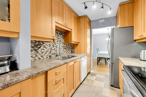 Photo 10 at 1299 Meadowlands Drive E, Nepean (City View/Skyline/Fisher Heights/Parkwood Hills), Ottawa