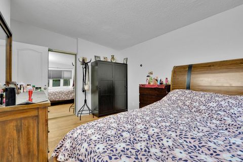 Photo 29 at 1299 Meadowlands Drive E, Nepean (City View/Skyline/Fisher Heights/Parkwood Hills), Ottawa