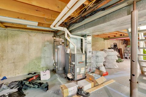 Photo 32 at 1299 Meadowlands Drive E, Nepean (City View/Skyline/Fisher Heights/Parkwood Hills), Ottawa