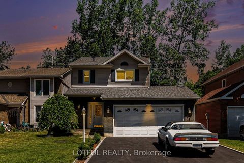 Photo 0 at 52 Fair Oaks Crescent, Nepean (Craig Henry/Woodvale), Ottawa