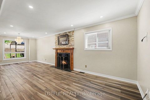 Photo 7 at 52 Fair Oaks Crescent, Nepean (Craig Henry/Woodvale), Ottawa