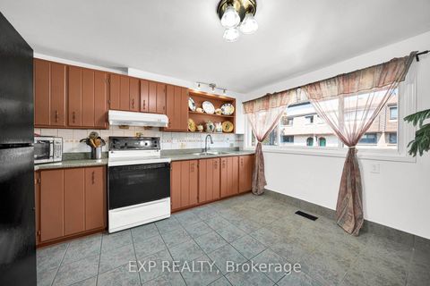 Photo 9 at 6 - 2 Bertona Street, Nepean (Manordale), Ottawa