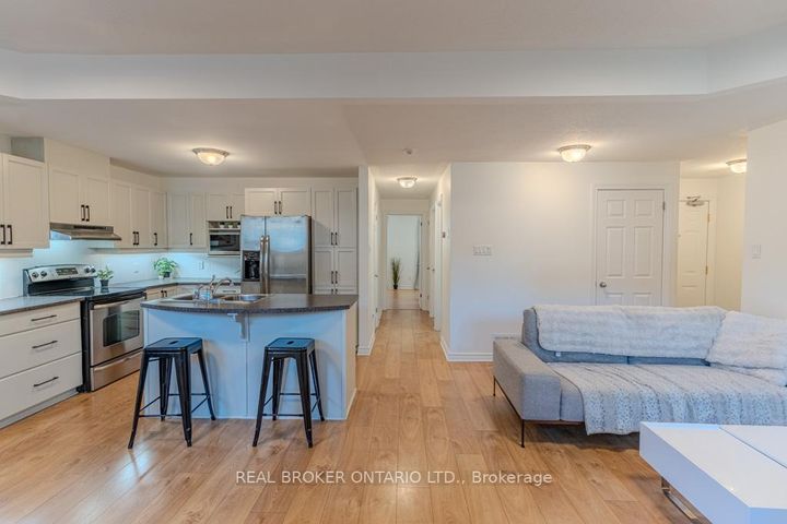 Photo 10 at 2 - 176 Paseo Private, Nepean (Centrepointe), Ottawa