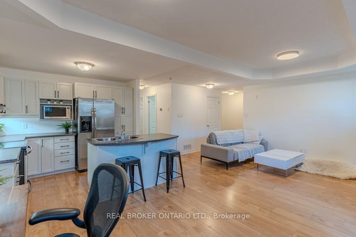 Photo 13 at 2 - 176 Paseo Private, Nepean (Centrepointe), Ottawa