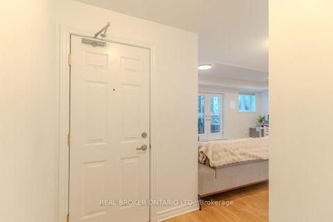 Photo 5 at 2 - 176 Paseo Private, Nepean (Centrepointe), Ottawa