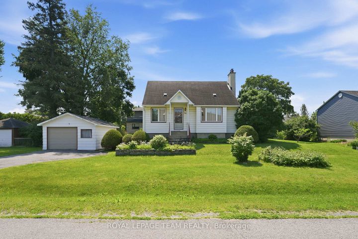 Photo 1 at 84 Rita Avenue, Nepean (Meadowlands/St. Claire Gardens), Ottawa