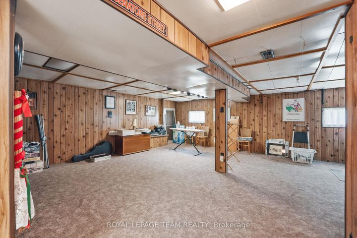 Photo 25 at 84 Rita Avenue, Nepean (Meadowlands/St. Claire Gardens), Ottawa