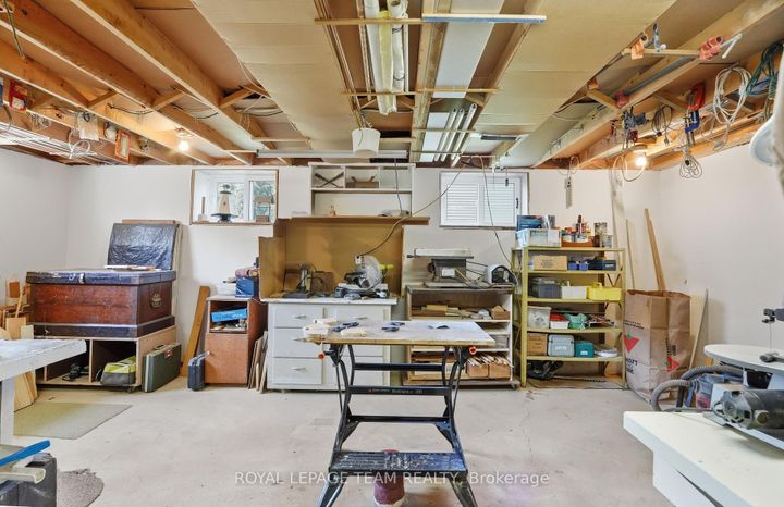 Photo 31 at 84 Rita Avenue, Nepean (Meadowlands/St. Claire Gardens), Ottawa
