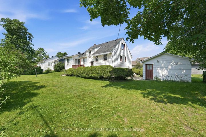 Photo 33 at 84 Rita Avenue, Nepean (Meadowlands/St. Claire Gardens), Ottawa