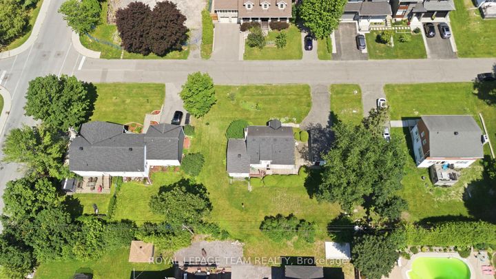 Photo 36 at 84 Rita Avenue, Nepean (Meadowlands/St. Claire Gardens), Ottawa