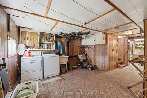 Photo 24 at 84 Rita Avenue, Nepean (Meadowlands/St. Claire Gardens), Ottawa