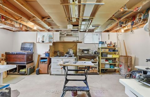 Photo 31 at 84 Rita Avenue, Nepean (Meadowlands/St. Claire Gardens), Ottawa