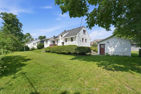Photo 33 at 84 Rita Avenue, Nepean (Meadowlands/St. Claire Gardens), Ottawa