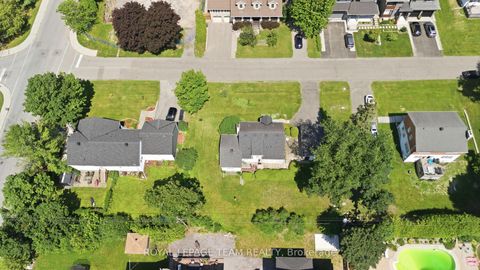Photo 36 at 84 Rita Avenue, Nepean (Meadowlands/St. Claire Gardens), Ottawa
