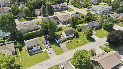 Photo 39 at 84 Rita Avenue, Nepean (Meadowlands/St. Claire Gardens), Ottawa