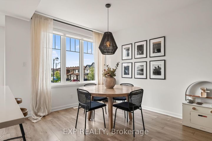 Photo 15 at 532 Aglish Mews, Nepean (Half Moon Bay), Ottawa
