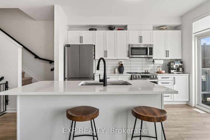 Photo 25 at 532 Aglish Mews, Nepean (Half Moon Bay), Ottawa