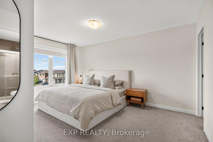 Photo 29 at 532 Aglish Mews, Nepean (Half Moon Bay), Ottawa