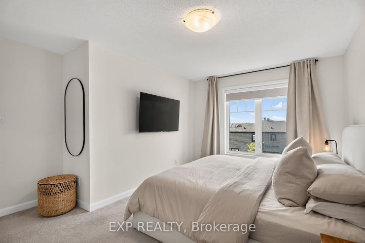 Photo 30 at 532 Aglish Mews, Nepean (Half Moon Bay), Ottawa