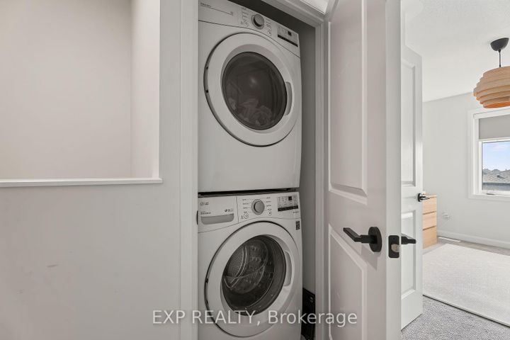 Photo 38 at 532 Aglish Mews, Nepean (Half Moon Bay), Ottawa
