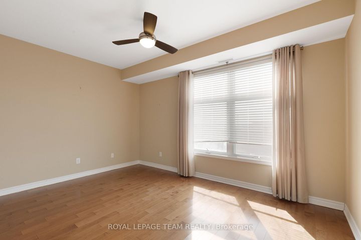 Photo 31 at 401 - 659 Sue Holloway Drive, Nepean (Strandherd), Ottawa