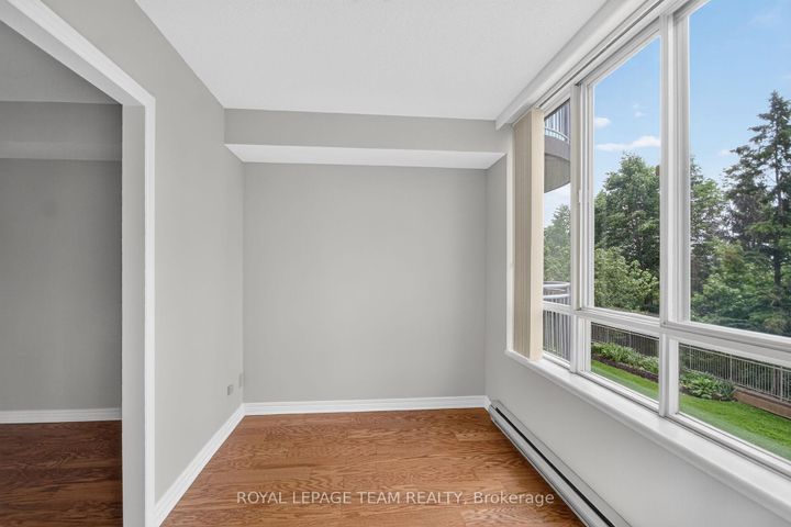 Photo 31 at 201 - 100 Grant Carman Drive, Nepean (Borden Farm/Stewart Farm/Carleton Heights/Parkwood Hills), Ottawa