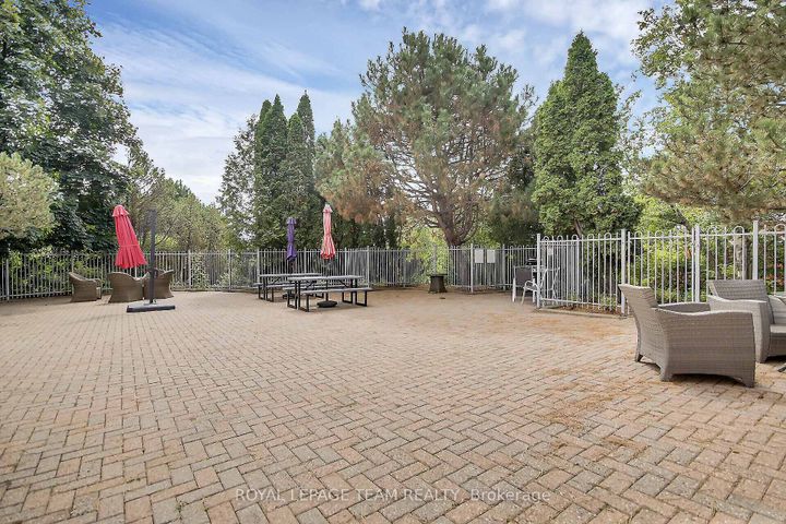 Photo 41 at 201 - 100 Grant Carman Drive, Nepean (Borden Farm/Stewart Farm/Carleton Heights/Parkwood Hills), Ottawa
