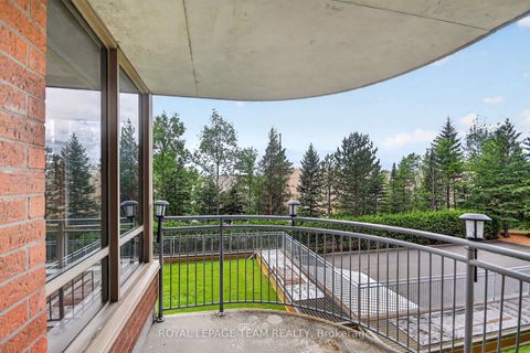 Photo 19 at 201 - 100 Grant Carman Drive, Nepean (Borden Farm/Stewart Farm/Carleton Heights/Parkwood Hills), Ottawa