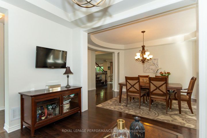 Photo 11 at 2744 Grand Vista Circle, Nepean (Half Moon Bay), Ottawa