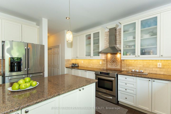 Photo 17 at 2744 Grand Vista Circle, Nepean (Half Moon Bay), Ottawa