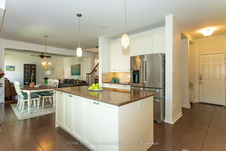 Photo 18 at 2744 Grand Vista Circle, Nepean (Half Moon Bay), Ottawa
