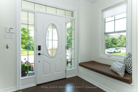 Photo 4 at 2744 Grand Vista Circle, Nepean (Half Moon Bay), Ottawa