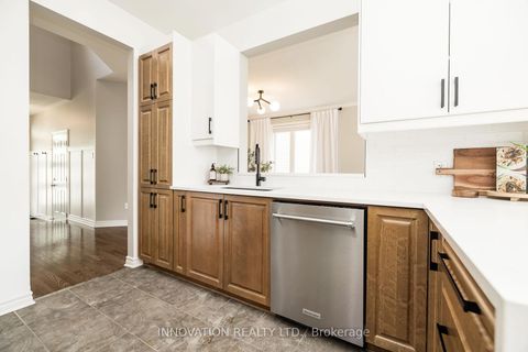 Photo 19 at 227 Calaveras Avenue, Nepean (Longfields), Ottawa