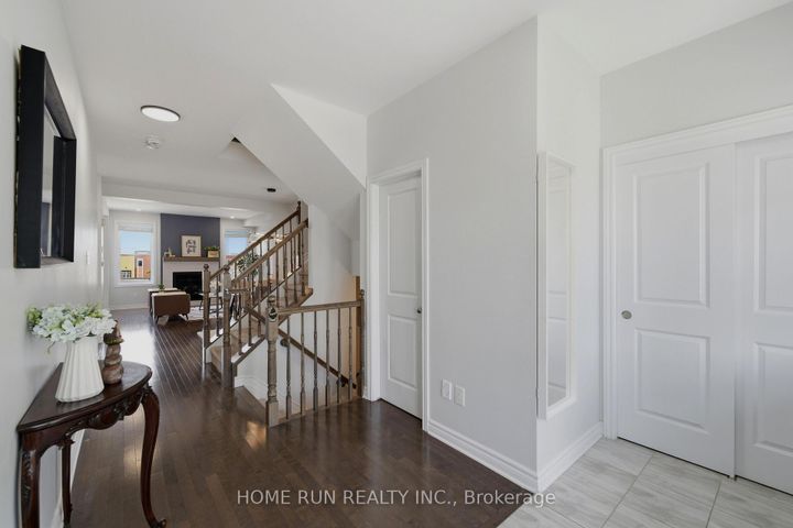 Photo 2 at 42 CLONFADDA Terrace, Nepean (Half Moon Bay), Ottawa