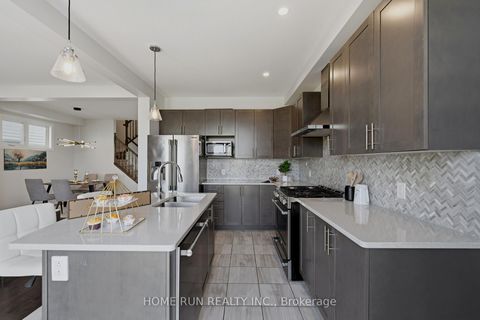 Photo 12 at 42 CLONFADDA Terrace, Nepean (Half Moon Bay), Ottawa