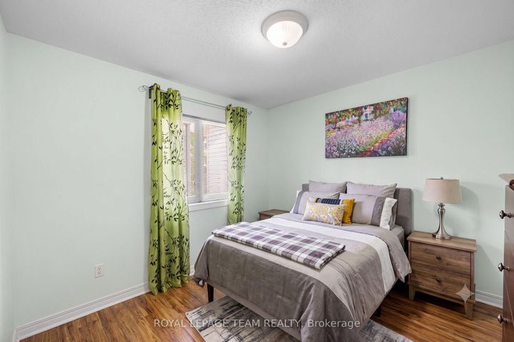 Photo 27 at 193 Thornbury Crescent, Nepean (Centrepointe), Ottawa