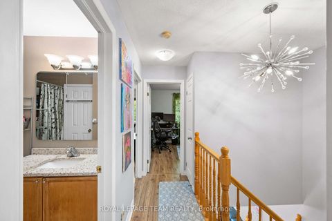 Photo 22 at 193 Thornbury Crescent, Nepean (Centrepointe), Ottawa