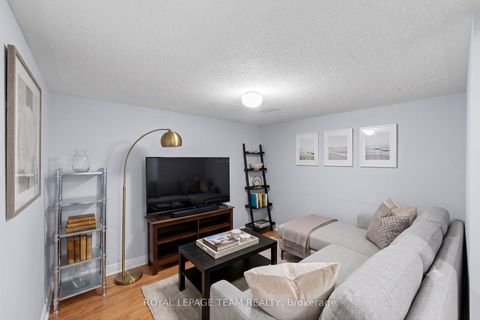 Photo 30 at 193 Thornbury Crescent, Nepean (Centrepointe), Ottawa