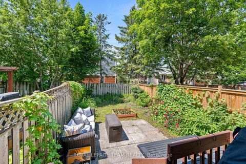 Photo 34 at 193 Thornbury Crescent, Nepean (Centrepointe), Ottawa