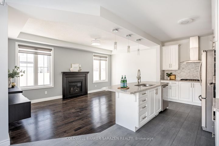Photo 10 at 677 Broad Cove Crescent, Nepean (Half Moon Bay), Ottawa