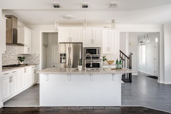 Photo 13 at 677 Broad Cove Crescent, Nepean (Half Moon Bay), Ottawa