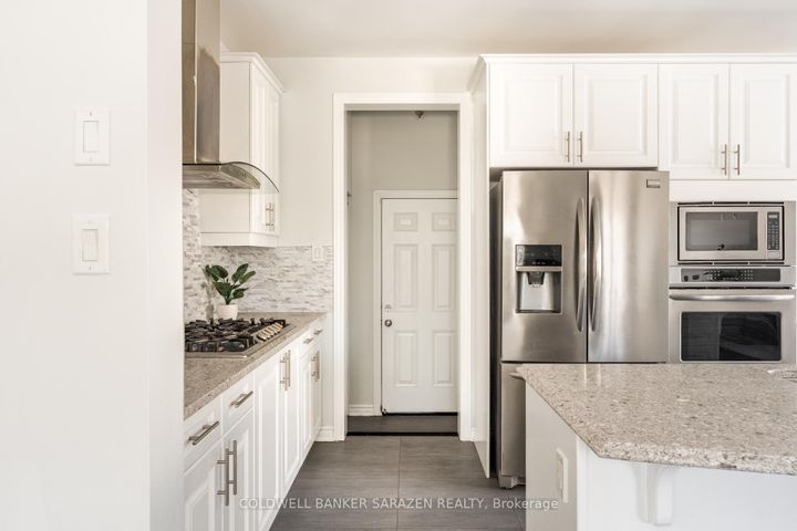 Photo 14 at 677 Broad Cove Crescent, Nepean (Half Moon Bay), Ottawa