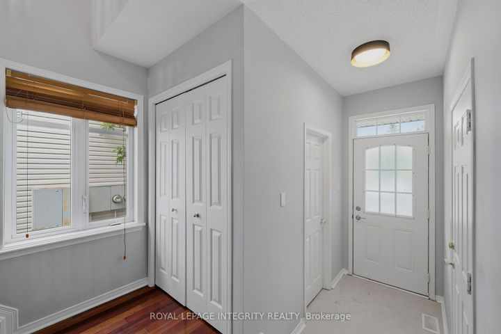 Photo 2 at 160 DEERCROFT Avenue, Nepean (Longfields), Ottawa