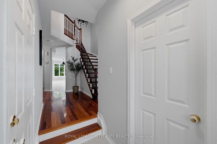Photo 3 at 160 DEERCROFT Avenue, Nepean (Longfields), Ottawa