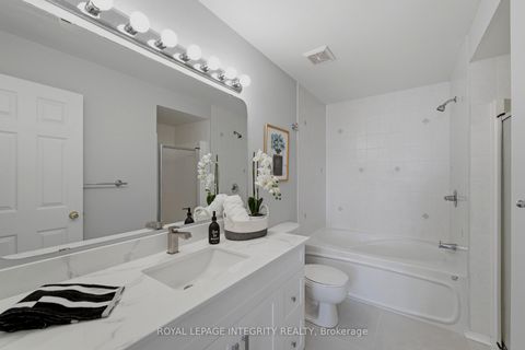 Photo 18 at 160 DEERCROFT Avenue, Nepean (Longfields), Ottawa