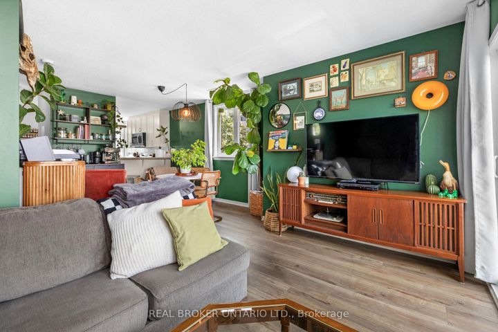 Photo 4 at 3415 Cambrian Road, Nepean (Stonebridge), Ottawa